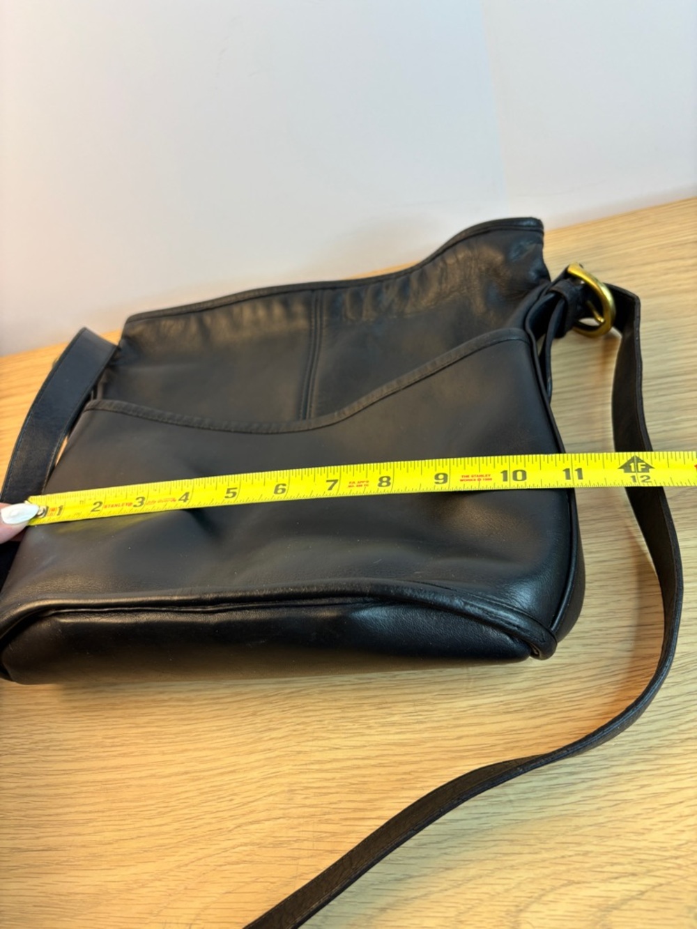 Vintage Coach Bleecker Bucket Bag (Style #4153) in black leather. - Picture 14 of 16